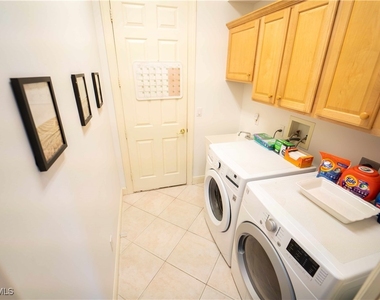 5886 Paradise Circle - Photo Thumbnail 14