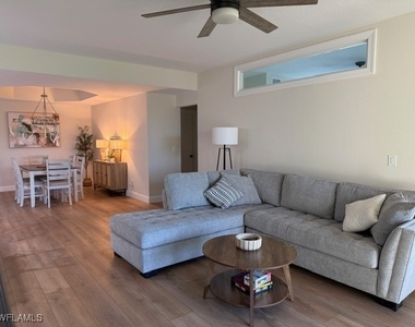 2525 Aspen Creek Lane - Photo Thumbnail 12