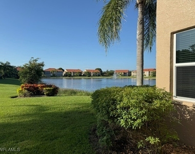 2525 Aspen Creek Lane - Photo Thumbnail 3