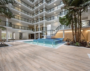 4031 Gulf Shore Boulevard N - Photo Thumbnail 6