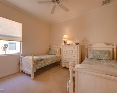 6065 Divot Court - Photo Thumbnail 9