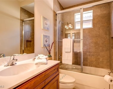6065 Divot Court - Photo Thumbnail 10