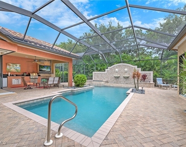 967 Tivoli Drive - Photo Thumbnail 3