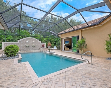 967 Tivoli Drive - Photo Thumbnail 9