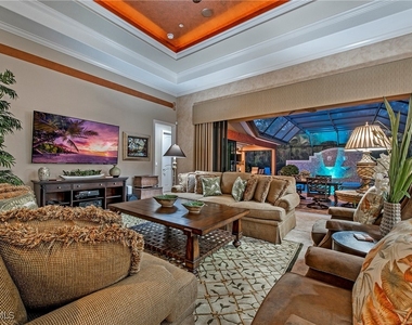 967 Tivoli Drive - Photo Thumbnail 8