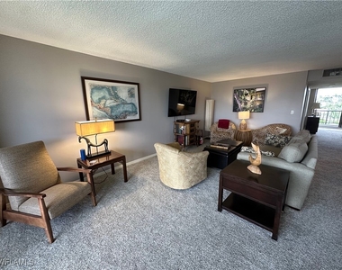 2305 Gulf Shore Boulevard N - Photo Thumbnail 2