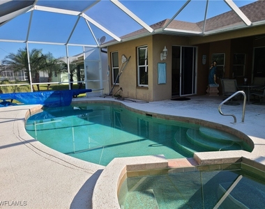 745 Crossfield Circle - Photo Thumbnail 11