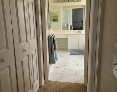 745 Crossfield Circle - Photo Thumbnail 19