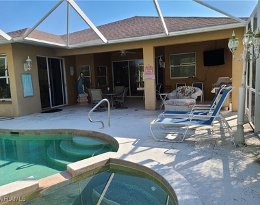 745 Crossfield Circle - Photo Thumbnail 12