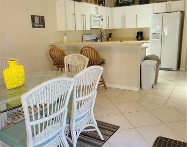 745 Crossfield Circle - Photo Thumbnail 9