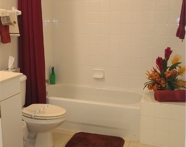 445 Robin Hood Circle - Photo Thumbnail 6