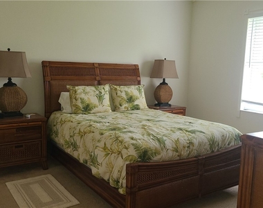 445 Robin Hood Circle - Photo Thumbnail 16