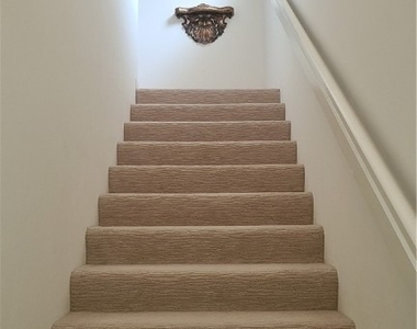 445 Robin Hood Circle - Photo Thumbnail 1