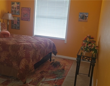 445 Robin Hood Circle - Photo Thumbnail 2