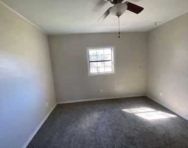 201 Ferguson Drive - Photo Thumbnail 10