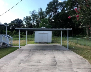 62 Laurel Court - Photo Thumbnail 1