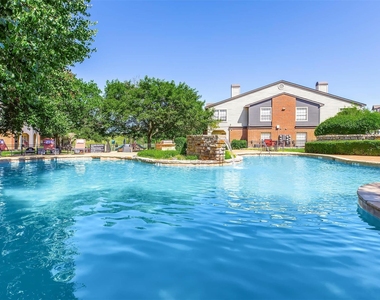 8301 Boat Club Road - Photo Thumbnail 17