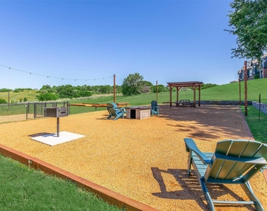 8301 Boat Club Road - Photo Thumbnail 21