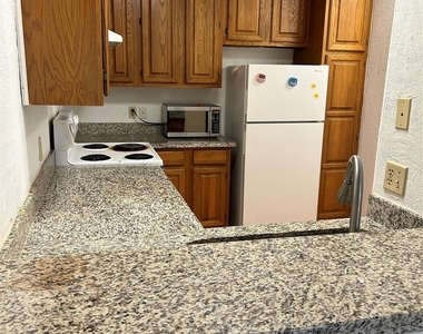2213 S Braeswood Boulevard - Photo Thumbnail 5
