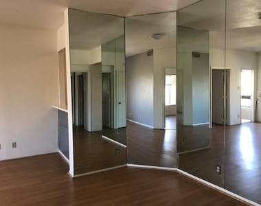 2213 S Braeswood Boulevard - Photo Thumbnail 7
