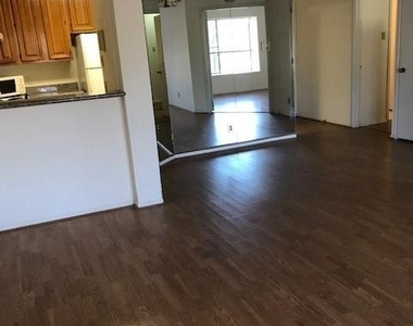 2213 S Braeswood Boulevard - Photo Thumbnail 8