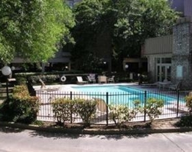2209 S Braeswood - Photo Thumbnail 9