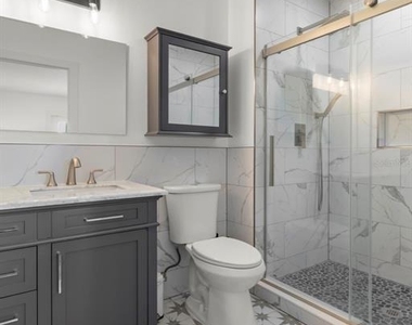 819 Bay Esplanade - Photo Thumbnail 42