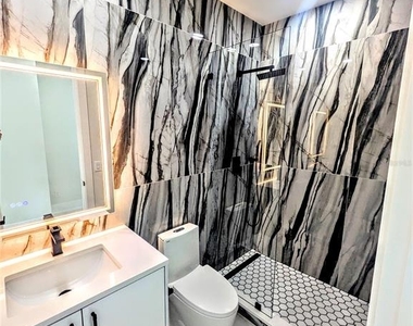 2194 Fruitville Road - Photo Thumbnail 22