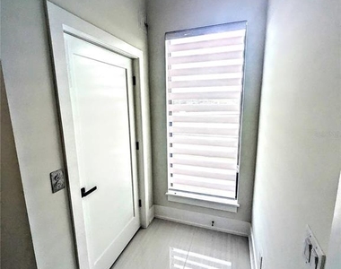 2194 Fruitville Road - Photo Thumbnail 26
