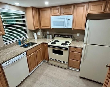 1001 Benjamin Franklin Drive - Photo Thumbnail 4