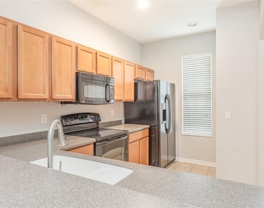 1125 Grantham Drive - Photo Thumbnail 9