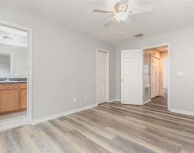 1125 Grantham Drive - Photo Thumbnail 14