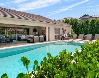 396 Bob White Drive - Photo Thumbnail 2