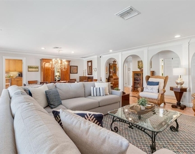 396 Bob White Drive - Photo Thumbnail 11
