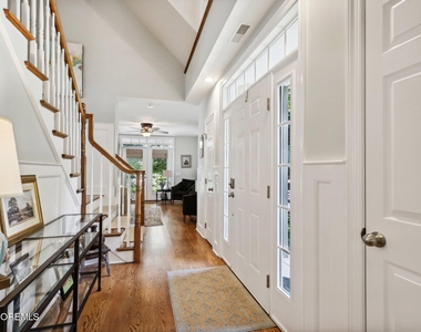 317 Worthington Avenue - Photo Thumbnail 7