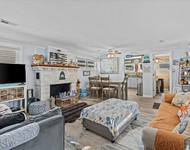 4 Cedar Crest Drive - Photo Thumbnail 5