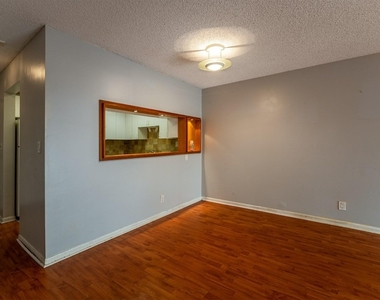 5951 Ne 14th Lane - Photo Thumbnail 10