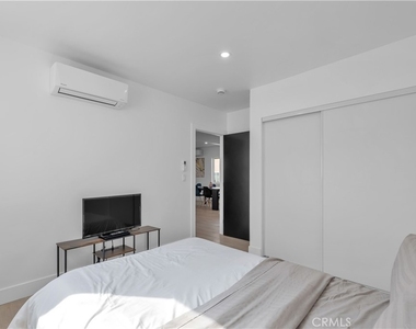 3115 Arvia Street - Photo Thumbnail 31