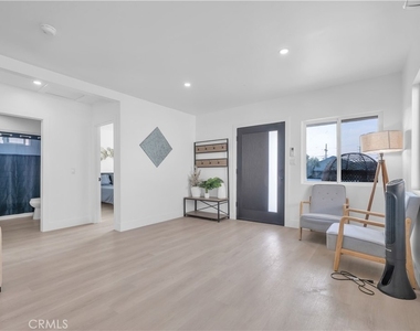 3115 Arvia Street - Photo Thumbnail 4