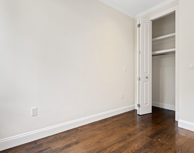 329 Union Street - Photo Thumbnail 7