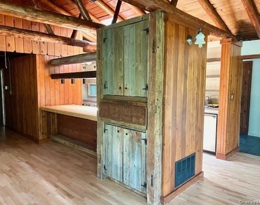 272 Drake Road - Photo Thumbnail 15