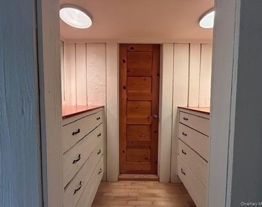 272 Drake Road - Photo Thumbnail 36
