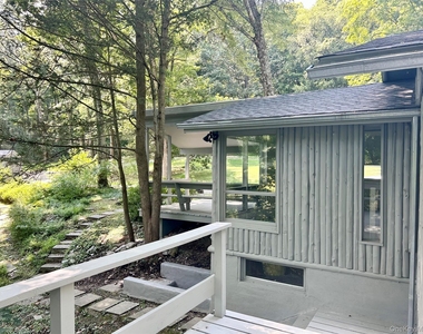 272 Drake Road - Photo Thumbnail 3