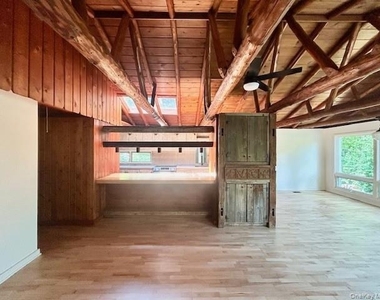 272 Drake Road - Photo Thumbnail 16