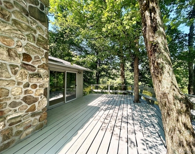 272 Drake Road - Photo Thumbnail 5