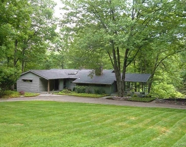 272 Drake Road - Photo Thumbnail 1