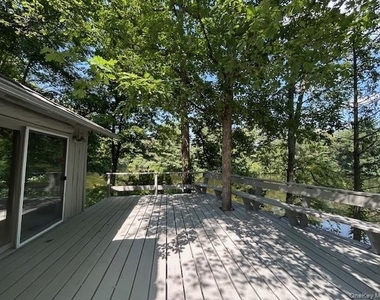 272 Drake Road - Photo Thumbnail 6