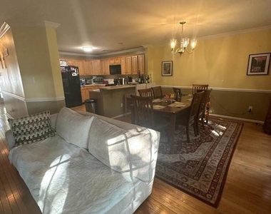 51 Hogan Way - Photo Thumbnail 6