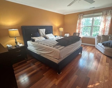 51 Hogan Way - Photo Thumbnail 15