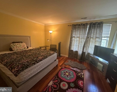 51 Hogan Way - Photo Thumbnail 9